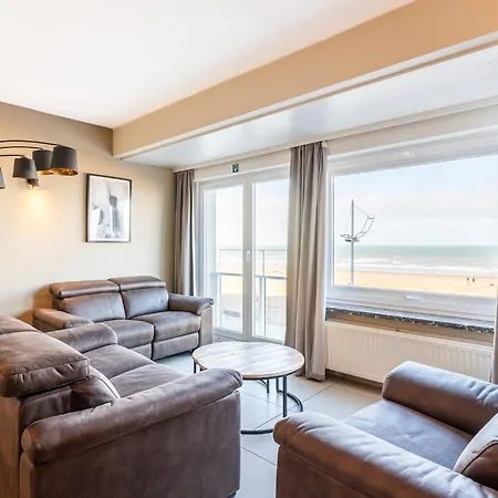 Apartment In With Seafront View Koksijde