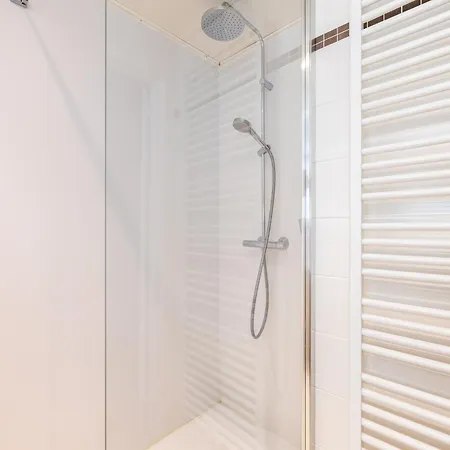 In With Seafront View Apartment *